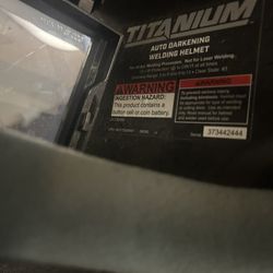 Titanium Auto-Darkening Welding Helmet