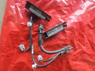 • 2019-2025 Toyota Corolla Hatchback Rear License Plate Light Lamps & Wire Harness OEM [1]