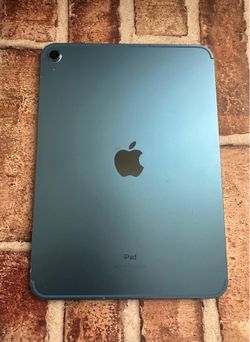 iPad 10th Generation (64GB) WiFi + Cellular Unlocked