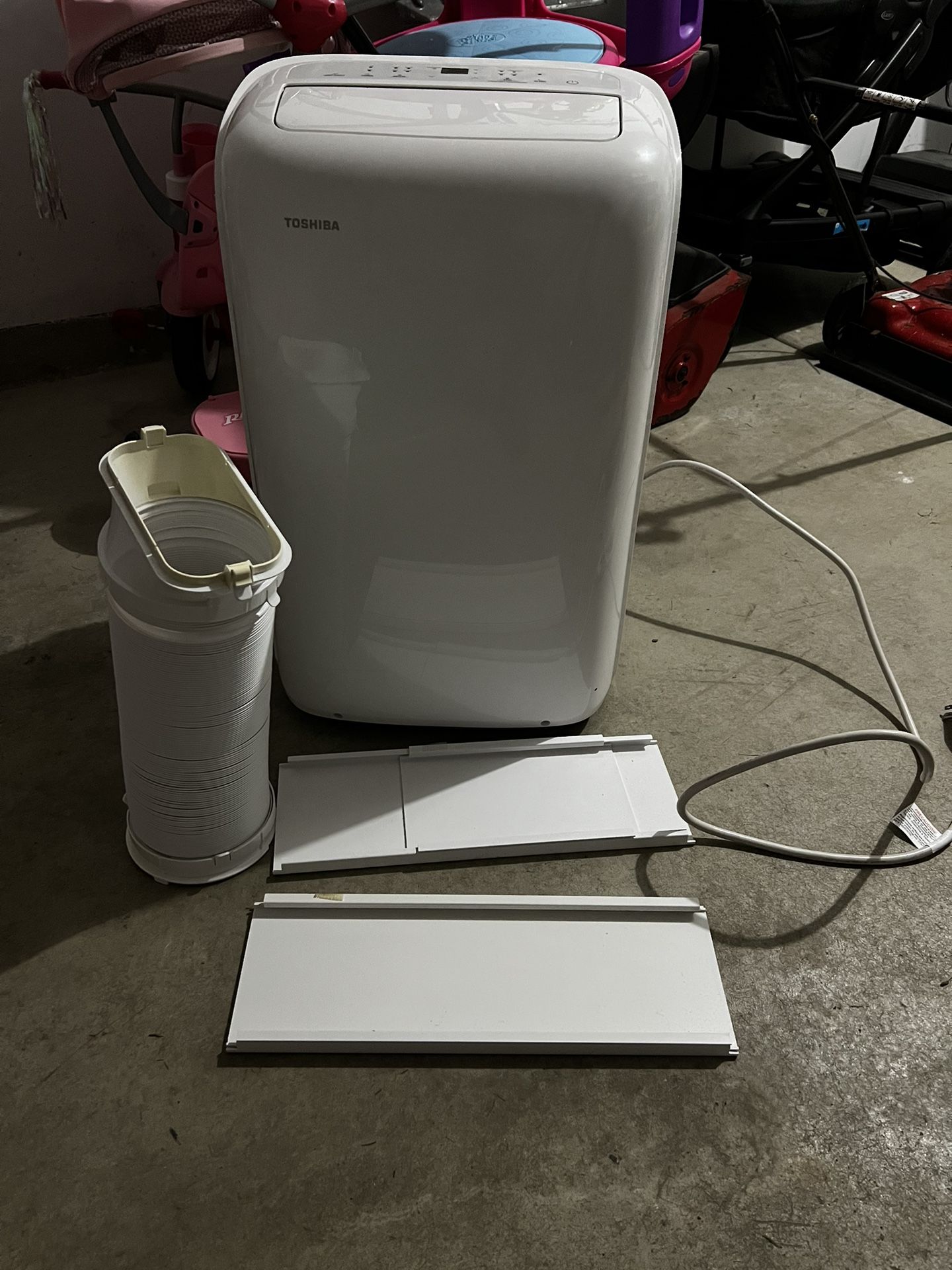 Air Conditioner (Portable Type)