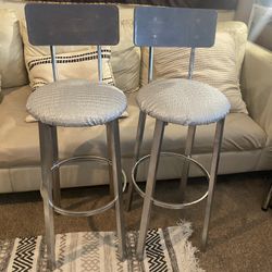 2 Bar Stools