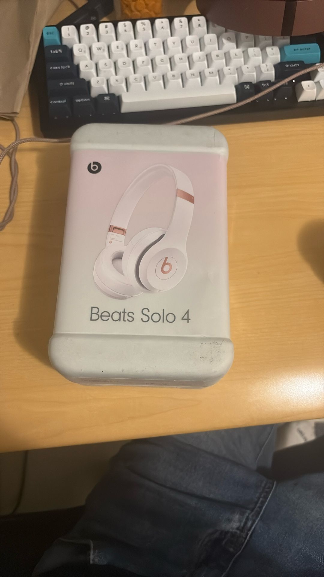 Beats Solo 4