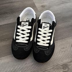 Vans low pro shoes