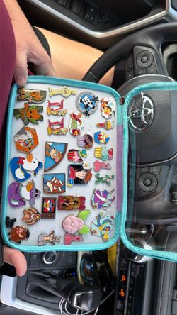 Disney Pins (Trade or Sell)