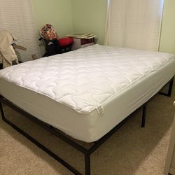 Queen Hybrid Memory Foam Mattress with Metal Frame