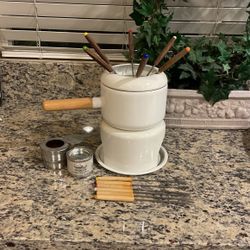 Fondue Pot