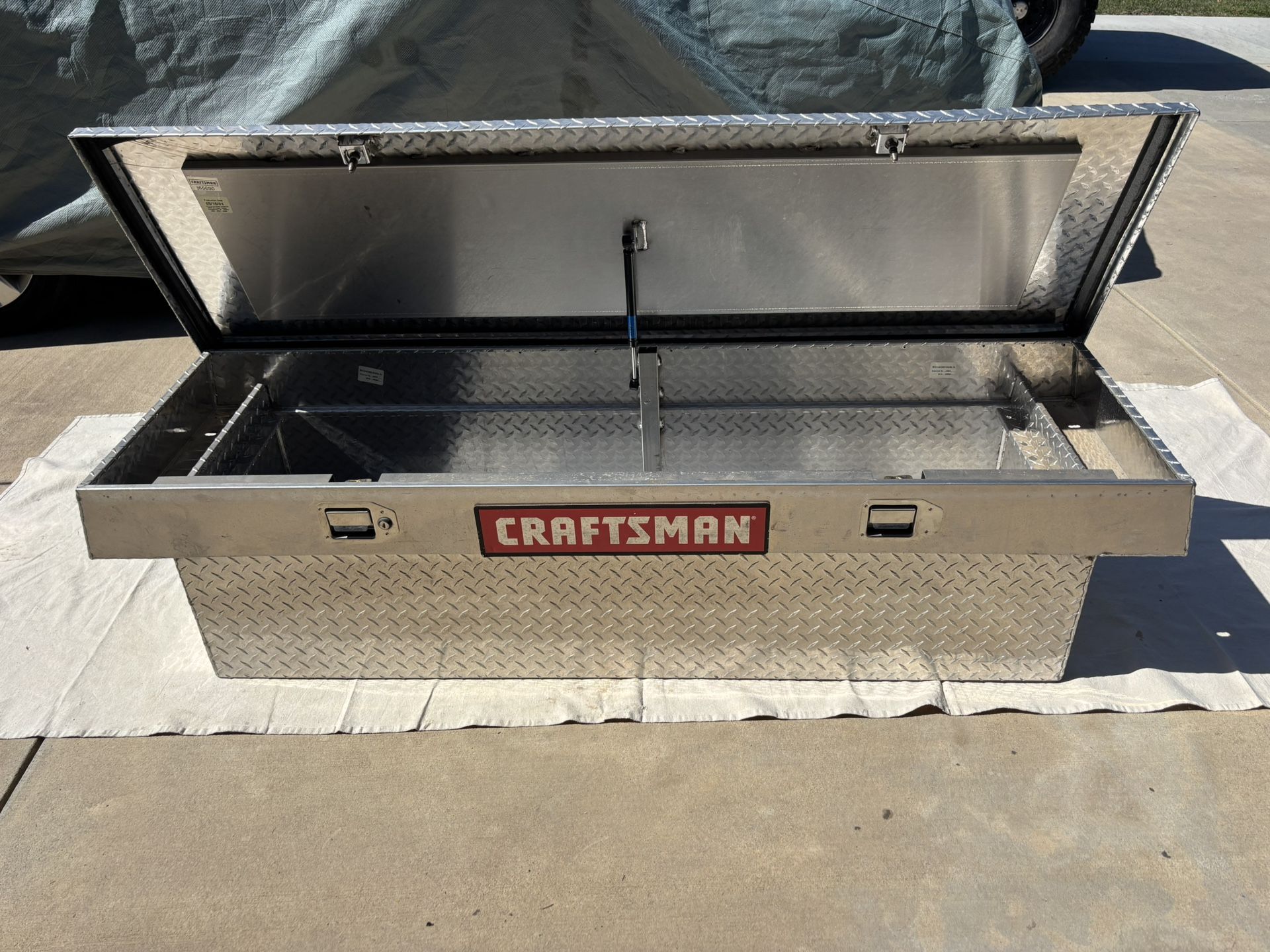 Craftsman Tool box F(contact info removed) F150