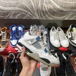 Jordan 4