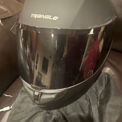 RIDING HELMET