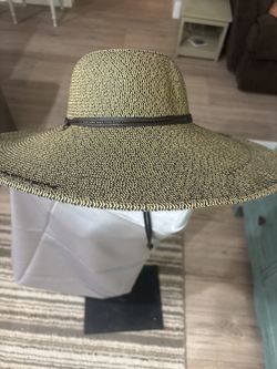 NWT Milani Wide Brim Straw Sun Hat – Black & Tan