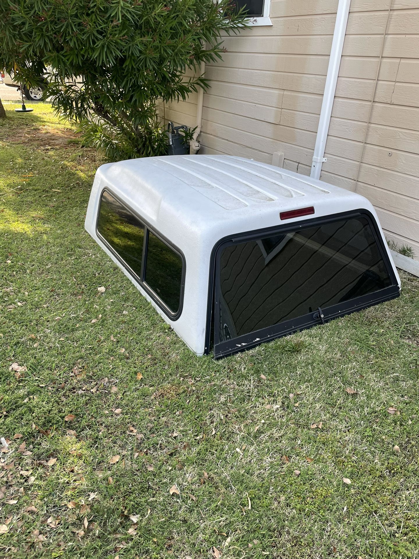 1st Gen Tacoma Six Pac Camper Shell