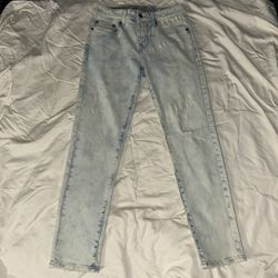 American Eagle unisex jeans size 7 (size 28 in men)
