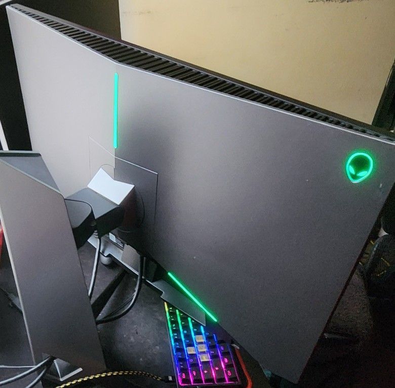 Alienware AW2518H 240hz Monitor