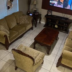Living room, set sofa and loveseat and table and chair