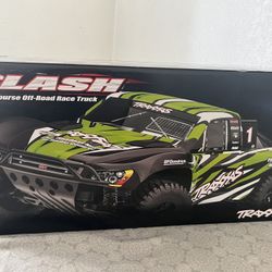 Traxxas Slash 