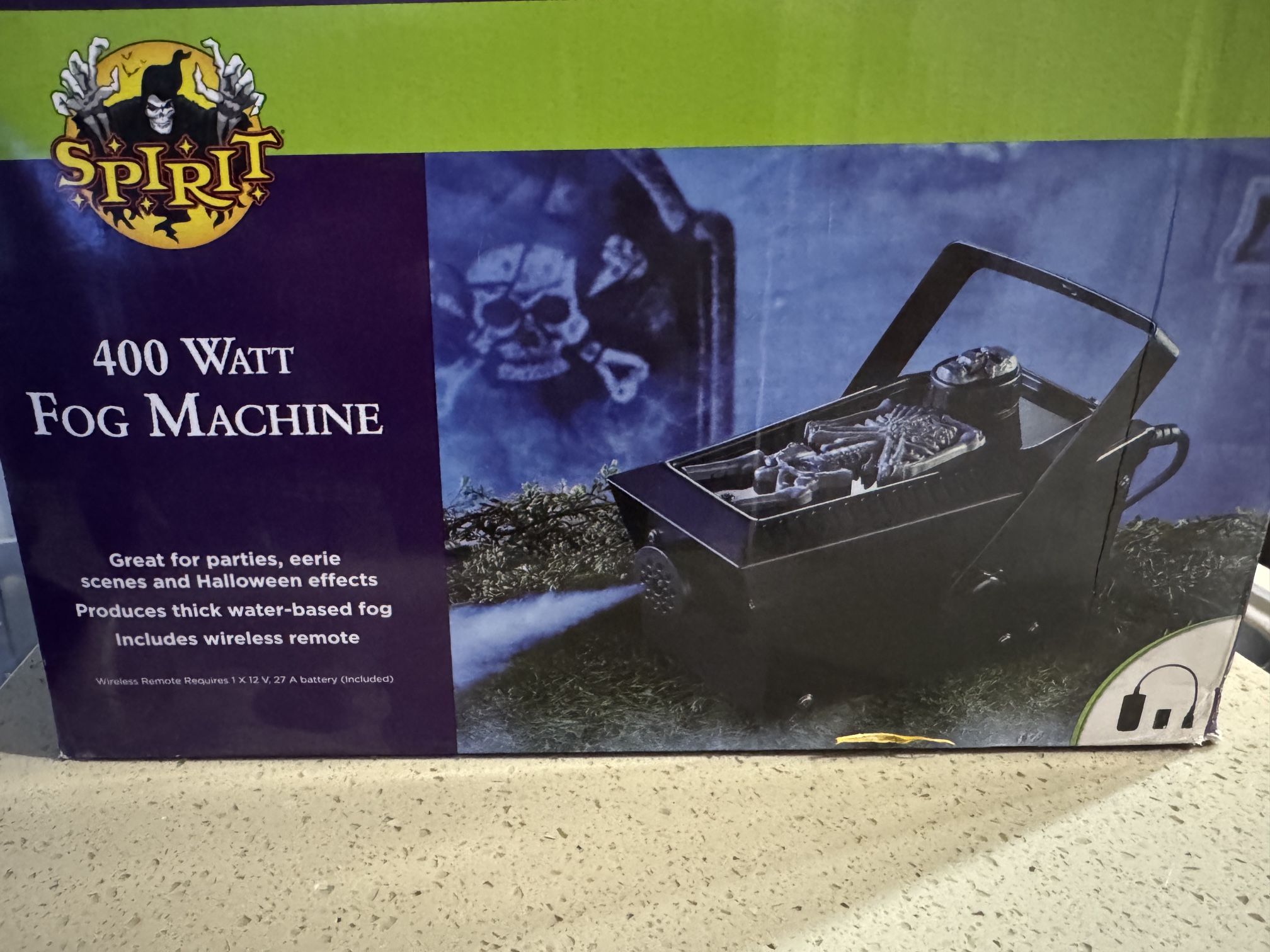 Spirit Halloween 400 Watt Fog Machine With Remote
