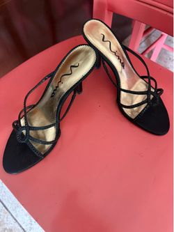 Women’s shoes