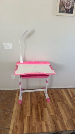 Free kids desk