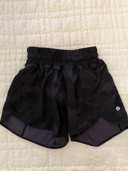 Lululemon Shorts Size 2 for Sale in Houston, TX - OfferUp