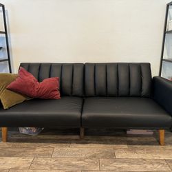 Black Futon/couch