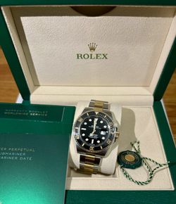 Brand New Two Tone Sub Date