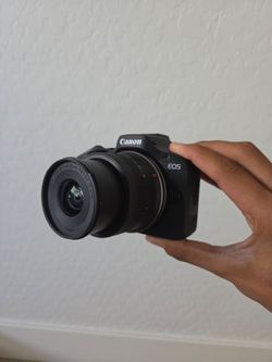 NEW Canon EOS R100 Mirrorless Camera!