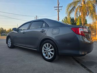 2014 Toyota Camry Hybrid
