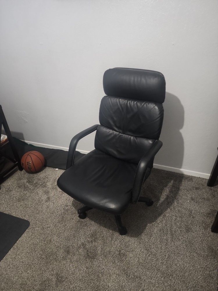 Black Office Chair