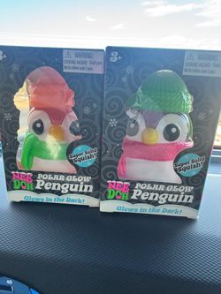 NeeDoh squishmas penguins polar glow