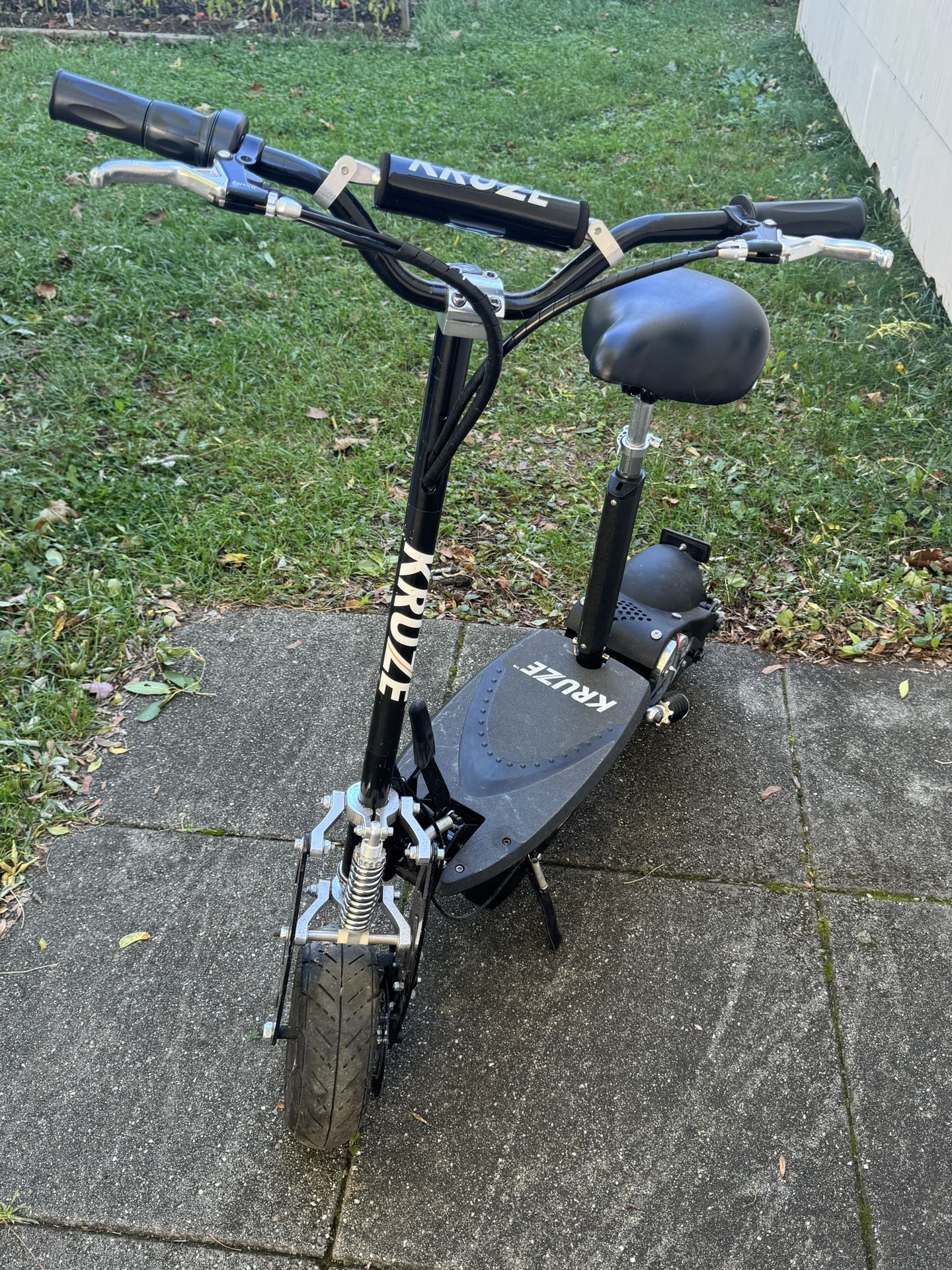 New - 800W Electric Scooter TDC Kruze KZ800