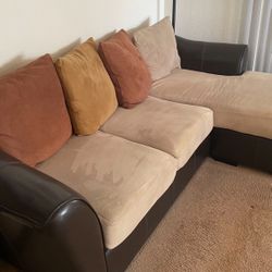 Couch Sofa Large Size 98 Inch Reversible Sectional Made in USA Perfect Condition.