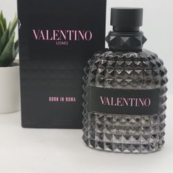 Valentino
 
Uomo Born In Roma Eau de Toilette

3.4 fl 