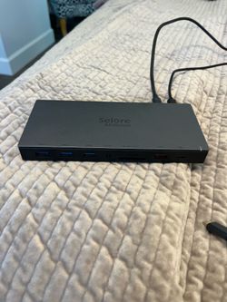 USB-C Triple Display Docking Station