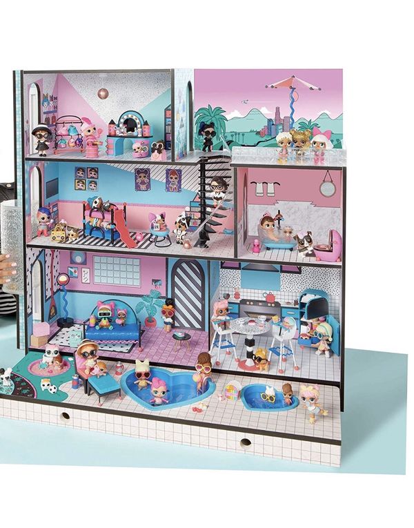 lol outdoor dollhouse
