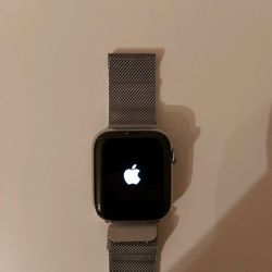 Apple Watch 5 40mm - Finance Option - Same Day Pickup