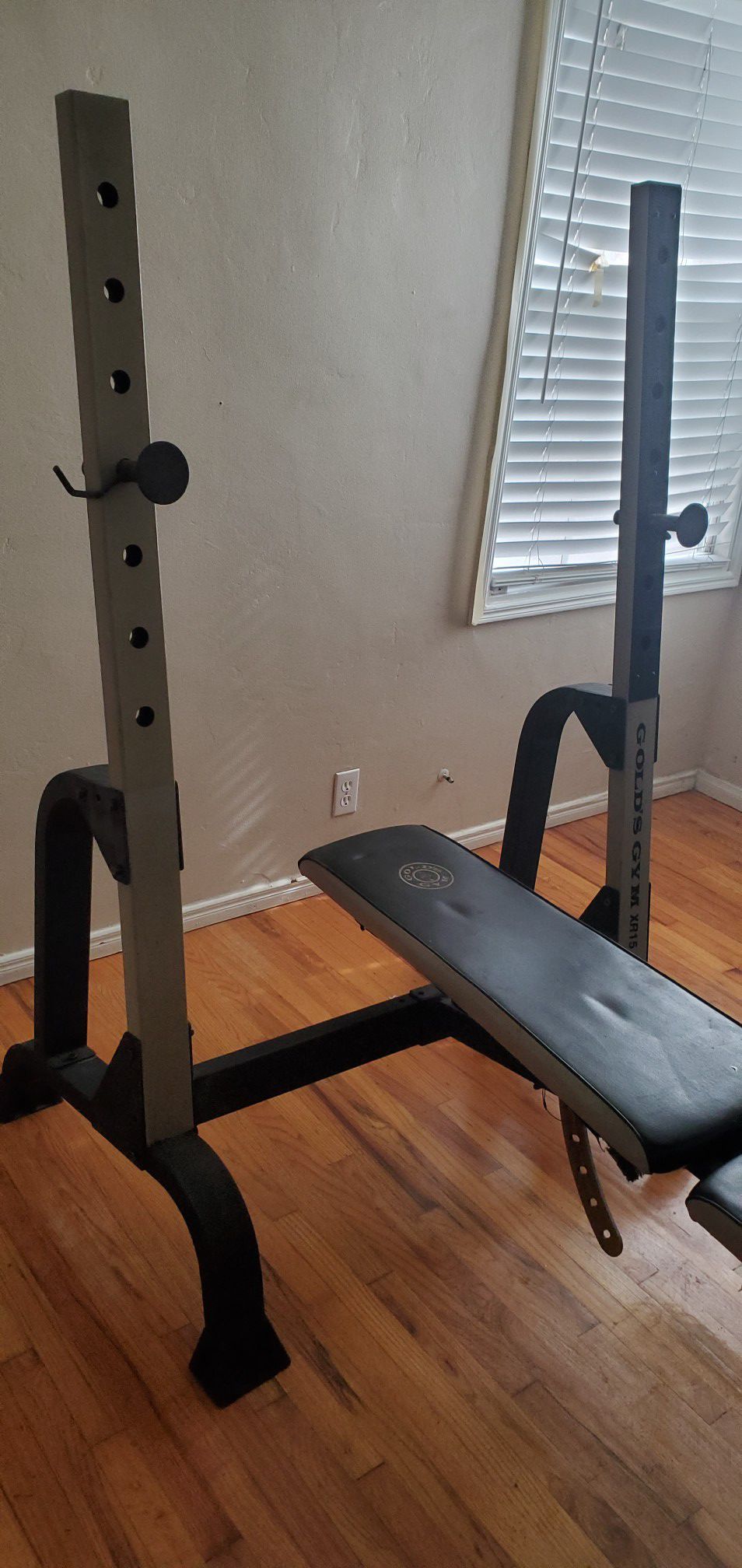 Weight Bench/Gym Equipment Set