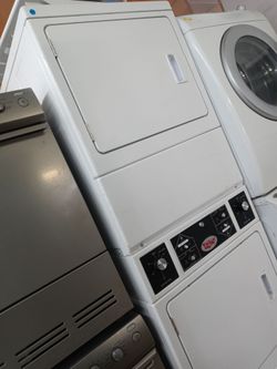 Unimac unitized dryer tower (needs two 220v outlets) - Free delivery
