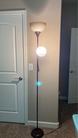 Floor lamp