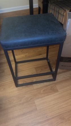 Set of 4 barstools