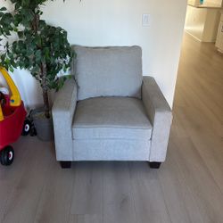 Living Spaces Sofa set (NEW)