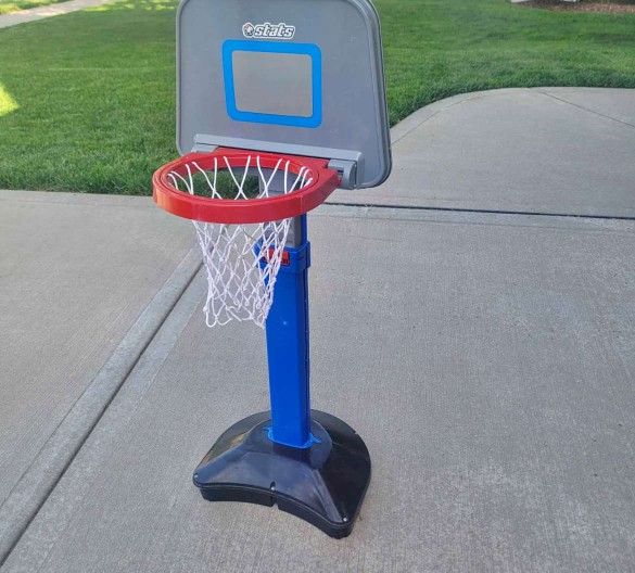 Kids basketball hoop