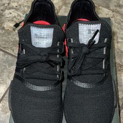 Men Adidas NMD R1