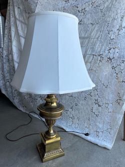 Vintage Brass Urn Table Lamp (Stiffel Style) - Mid Century Traditional