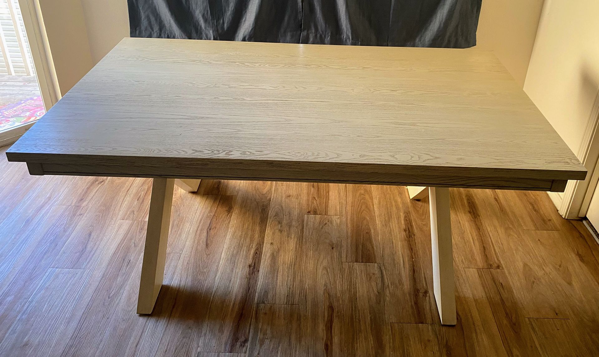 Dining Room Table $150