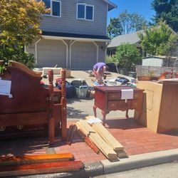 Bedroom Set Free
