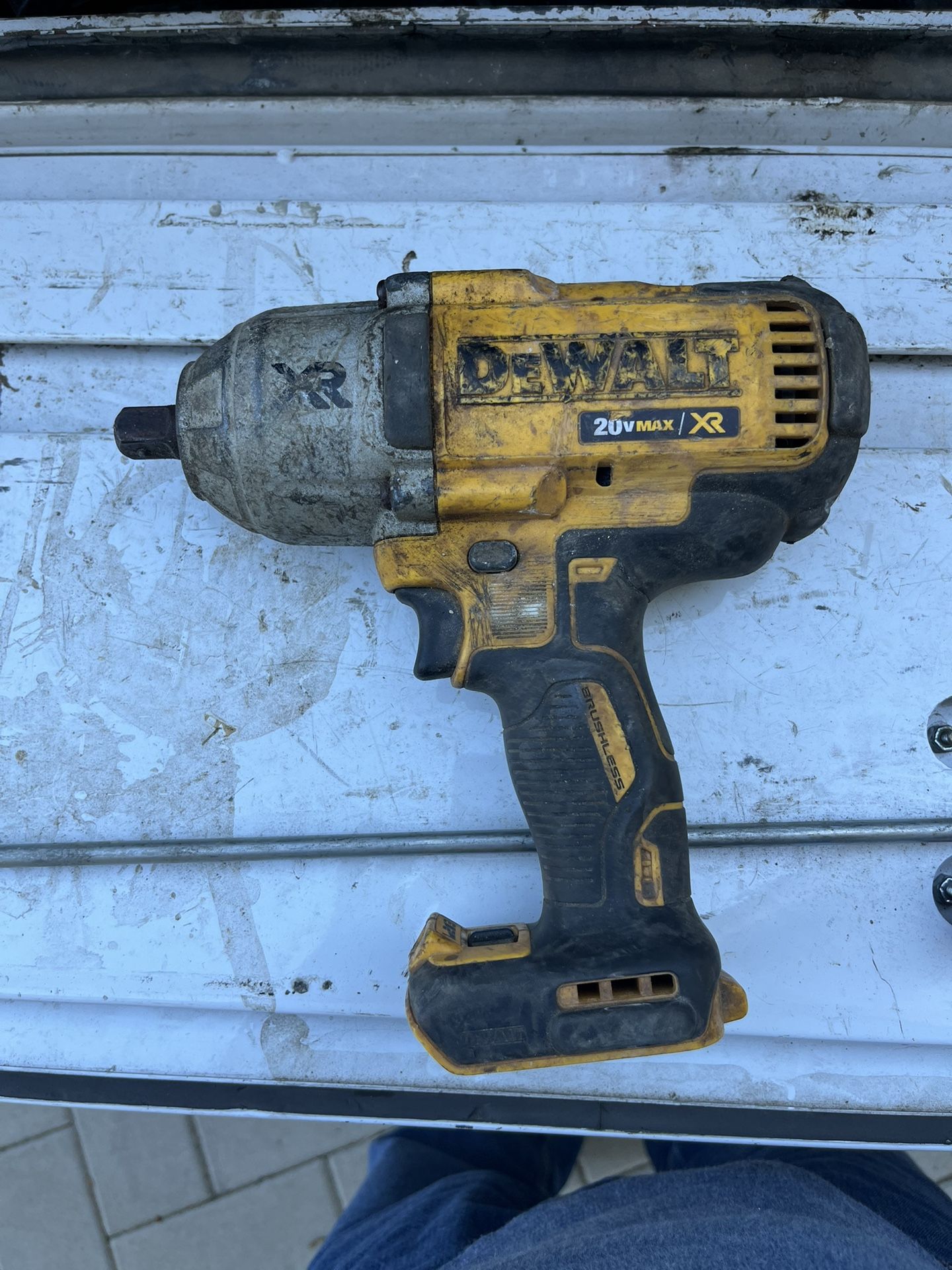 DEWALT20V MAX Cordless 1/2 in. Impact Wrench (Tool Only