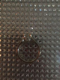 14k Stunning platinum engagement ring!!! Tiffany style