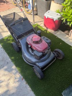 Honda commercial lawn mower toro