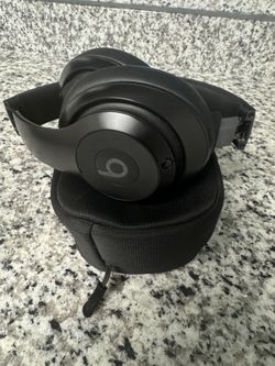 Beats Studio Pro