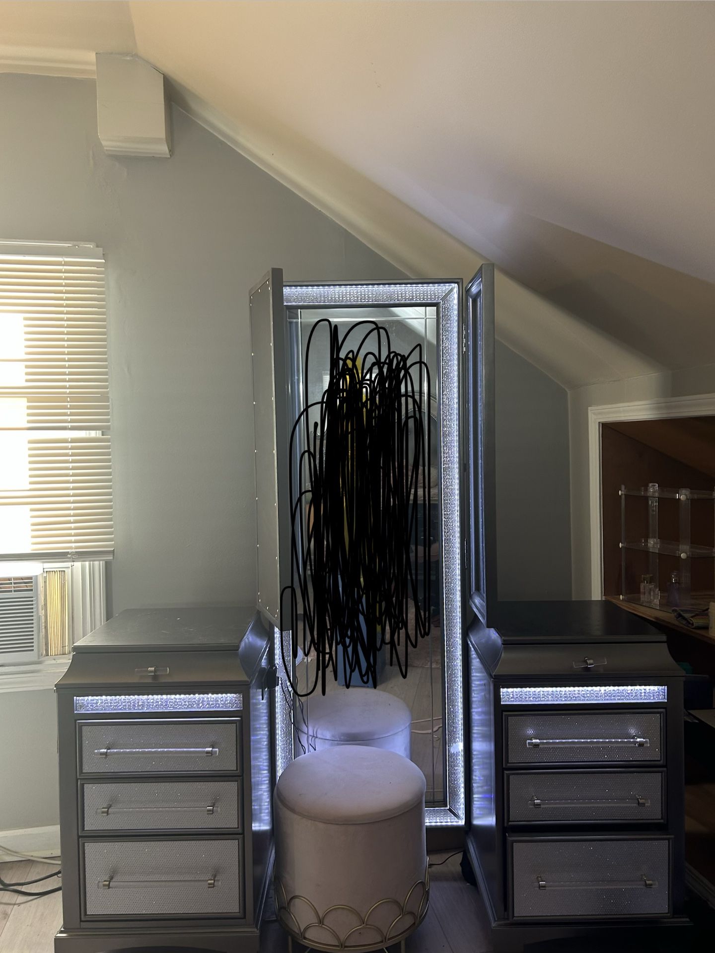 Light Up Vanity